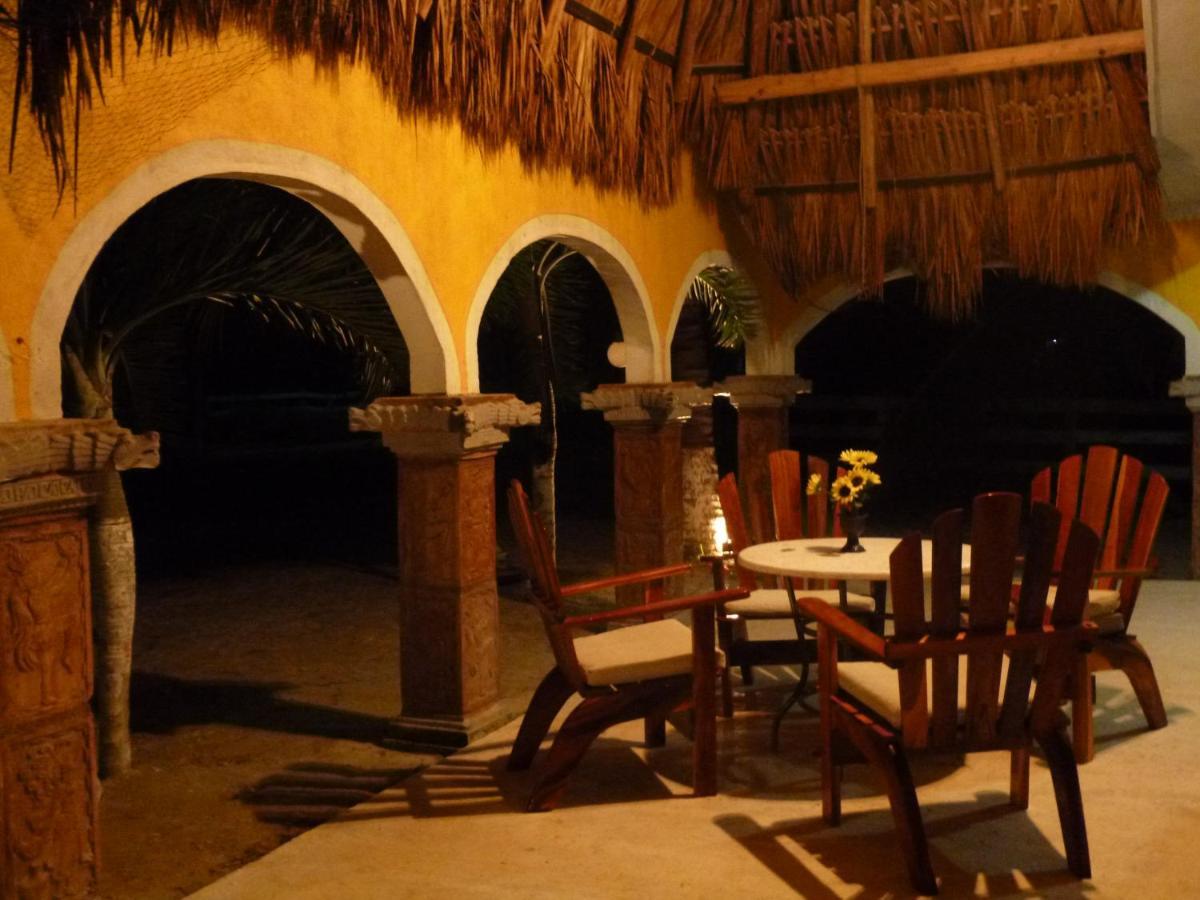 Hacienda Antigua Villa, 50M From Sandy Beach El Cuyo Eksteriør billede